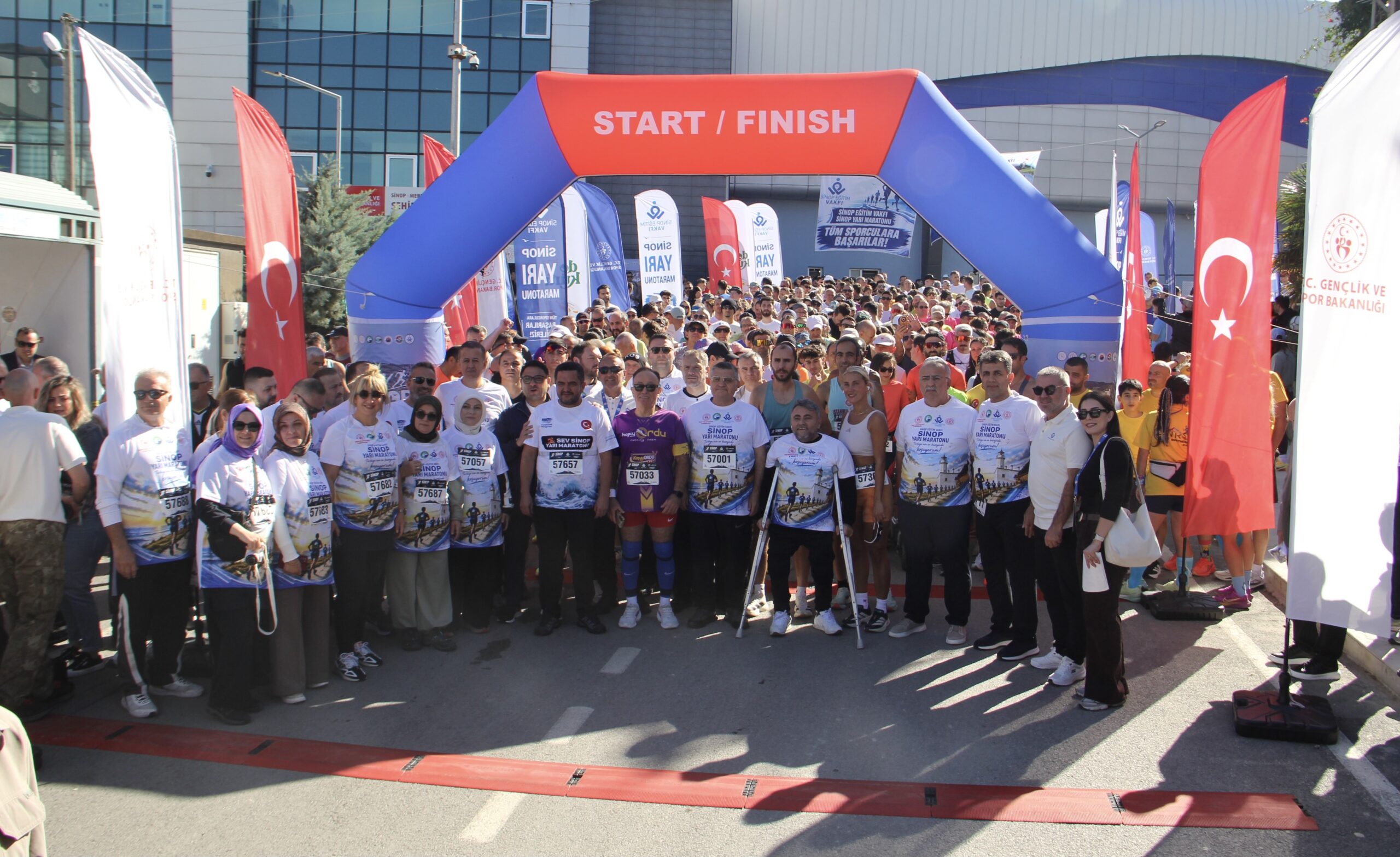 Sinop’ta yarı maraton koşuldu